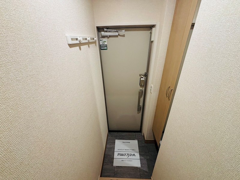 ラプエルタ 玄関