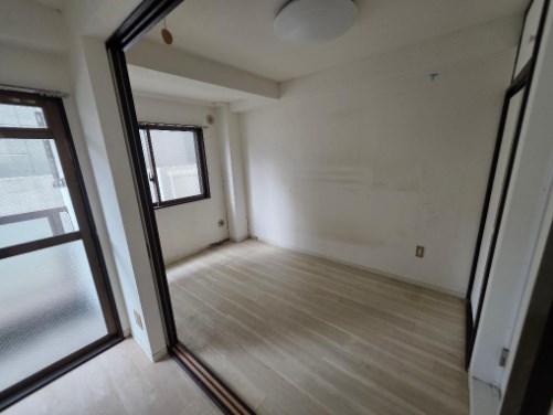 サンライフ千住緑町 リビング