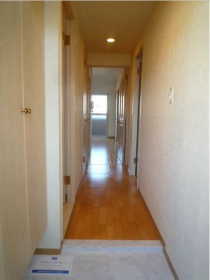 セレブリティーＹ 玄関