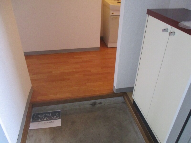 ペリカンホームズ 玄関