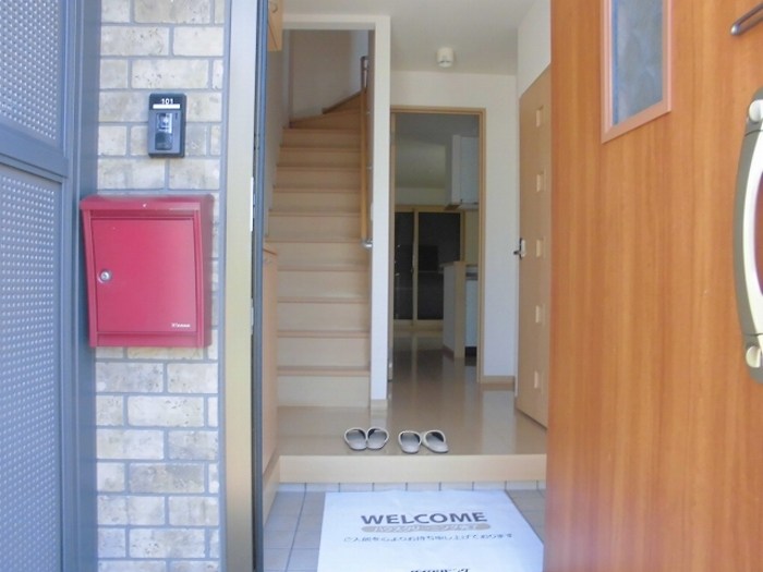 フレールⅠ東金町 玄関