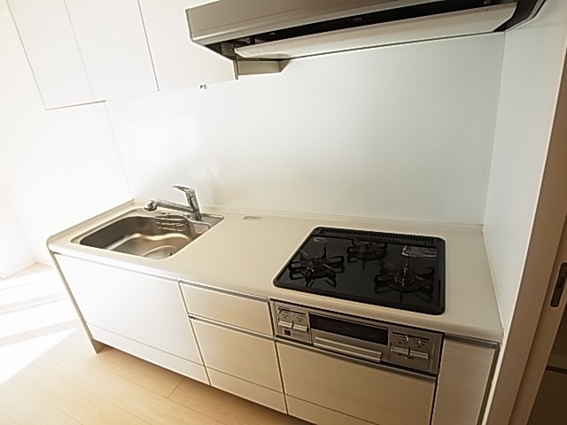 レーヴリーズ西新井 キッチン