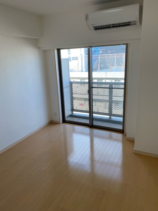 ニューシティアパートメンツ南千住 リビング