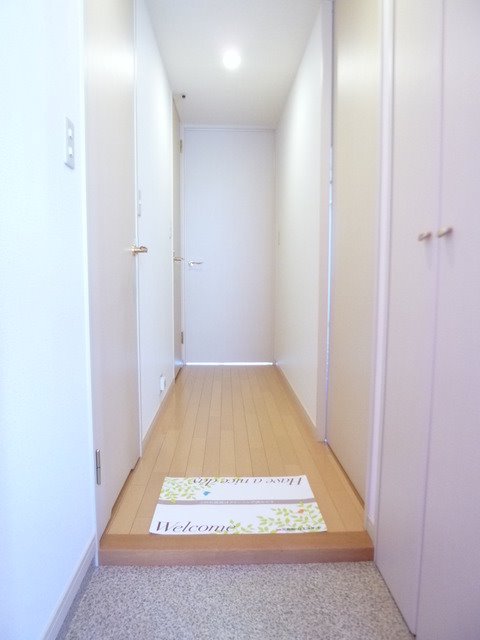 アンティニティ　アヤセ 玄関