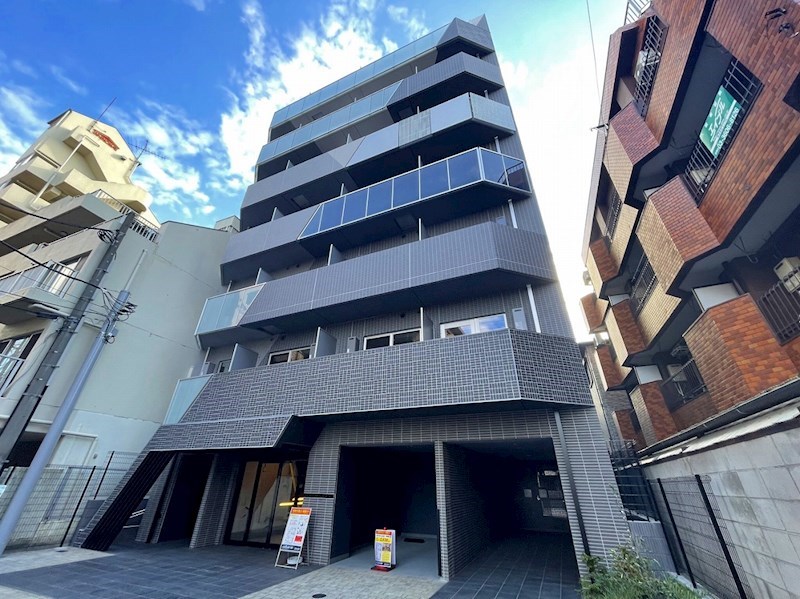 CREVISTA綾瀬Ⅱ 外観写真