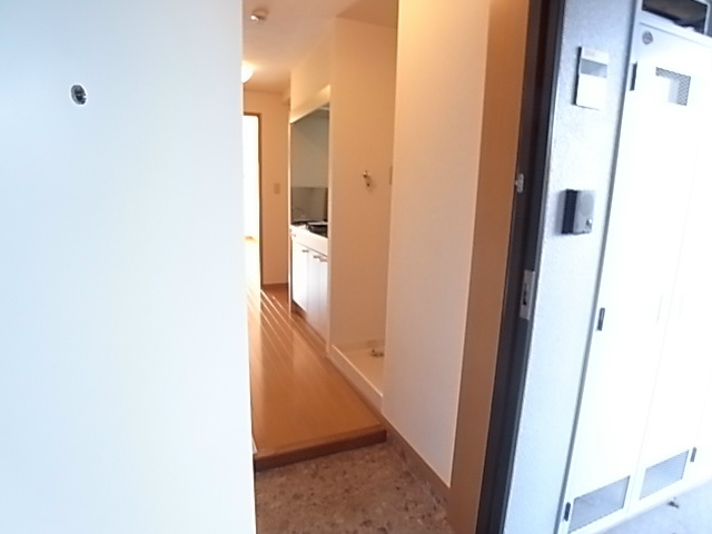 アイグランツ東松戸 玄関