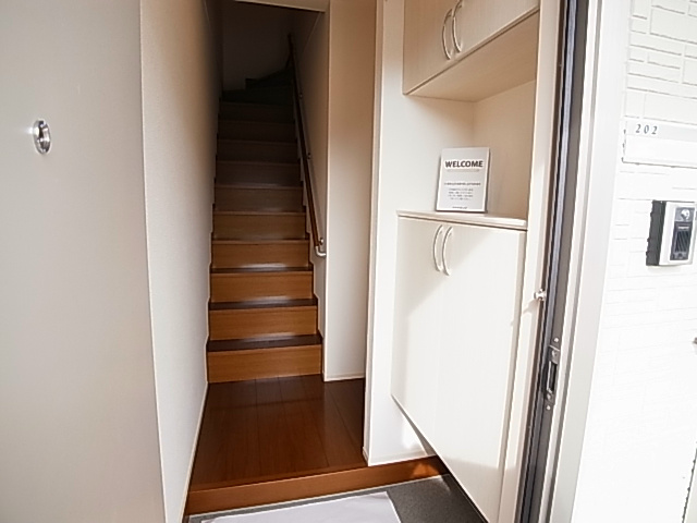 クリアシーズンズＣ 玄関