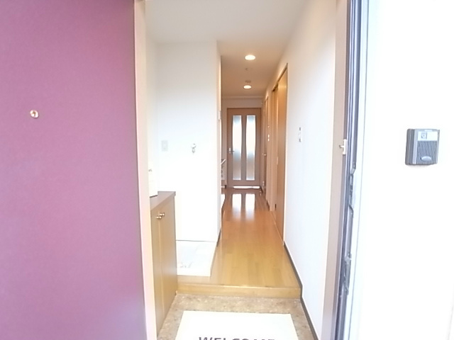 メゾン・ヴェール 玄関