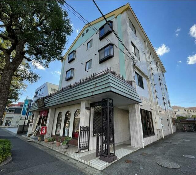 サウスコート 303号室 外観