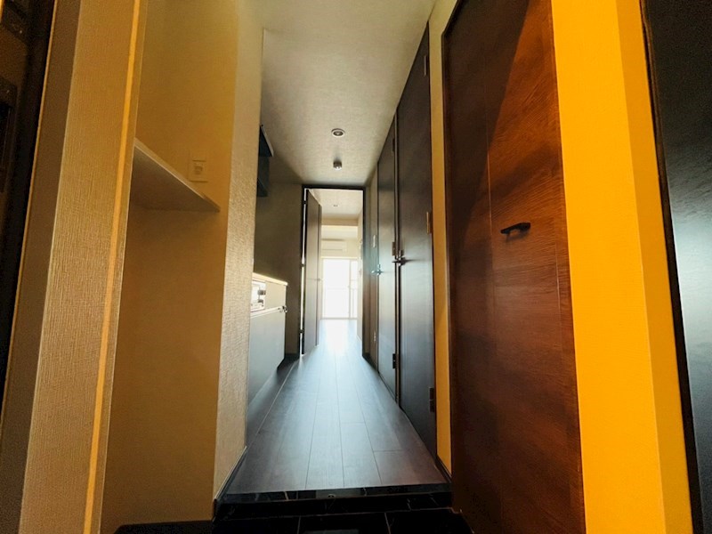 CREVISTA綾瀬Ⅱ 玄関