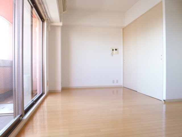 アンティニティ　アヤセ リビング