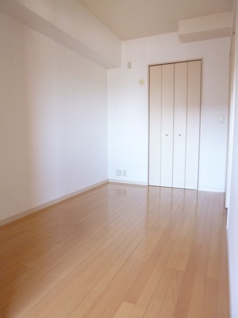 アンティニティ　アヤセ ベッドルーム