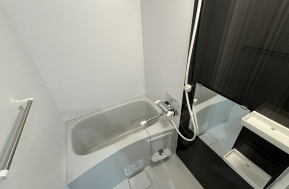 メゾン・リヴィエール熊野前 風呂画像