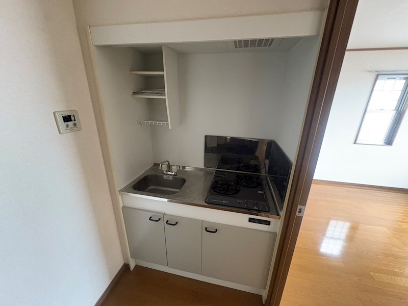 アンプルール　フェールカノン キッチン
