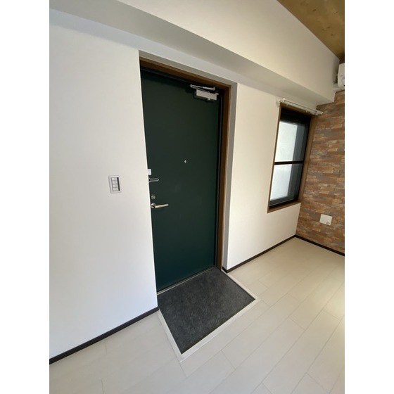 ジュリアス南千住 玄関