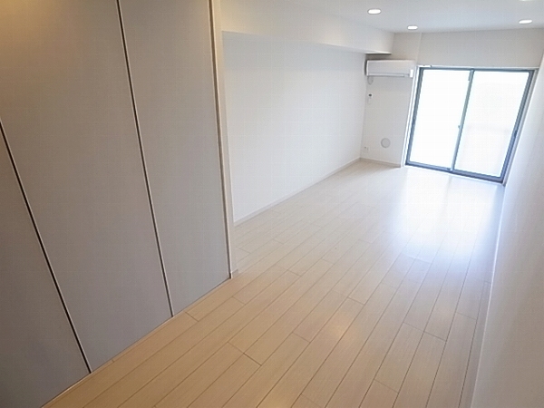 リブリ・ジェロ リビング