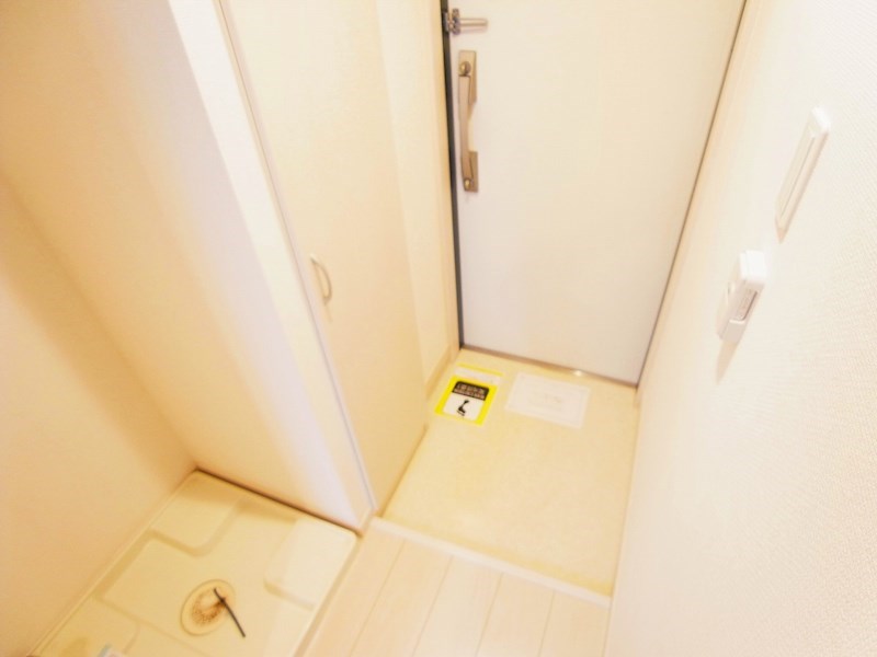 リブリ・ノエル 玄関