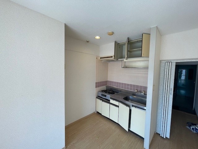 松戸トシオビル キッチン