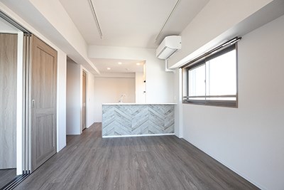 Ｓｕｎｎｙ　Ｓｉｄｅ　Ｆｏｒｅｓｔ リビング