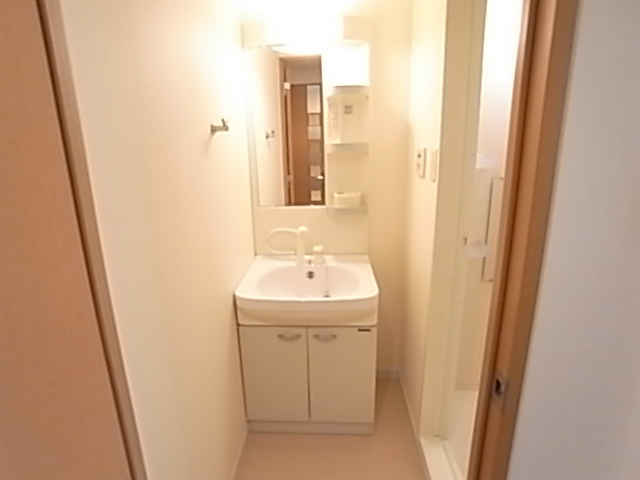 ウィッシュ・スクエア・イースト その他2