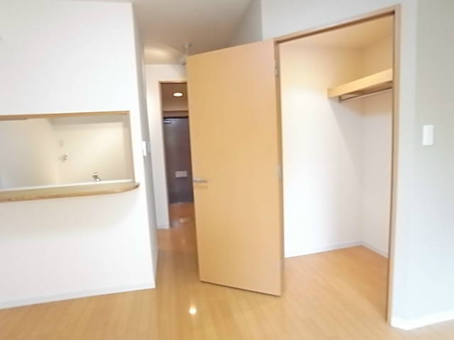 ウィッシュ・スクエア・イースト その他4