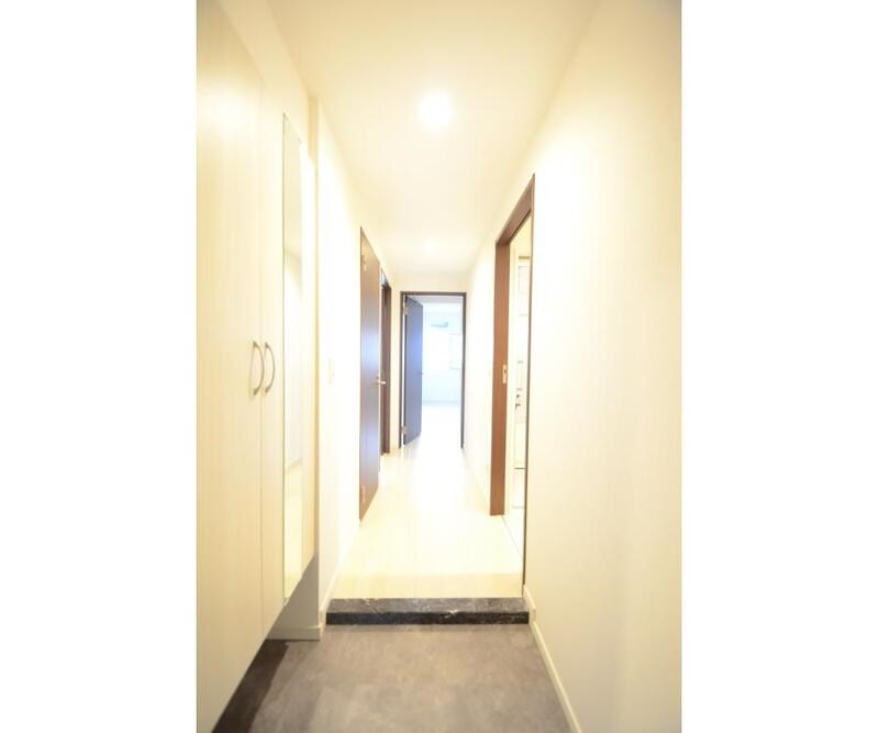 マーシスマルル 玄関