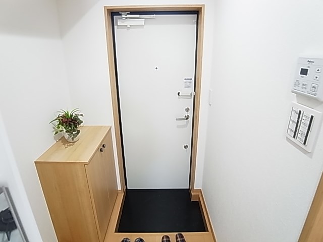 ブリランテ 玄関