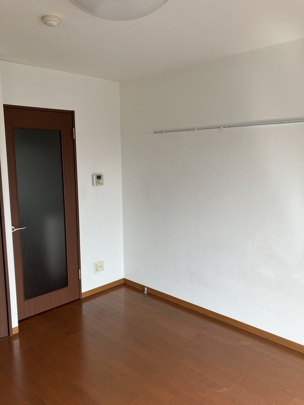 矢切ビル リビング