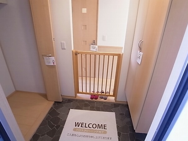 グランドソレイユＡ棟 玄関