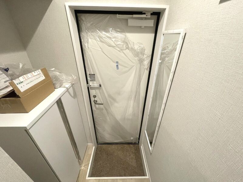 クレストパレス初石 玄関