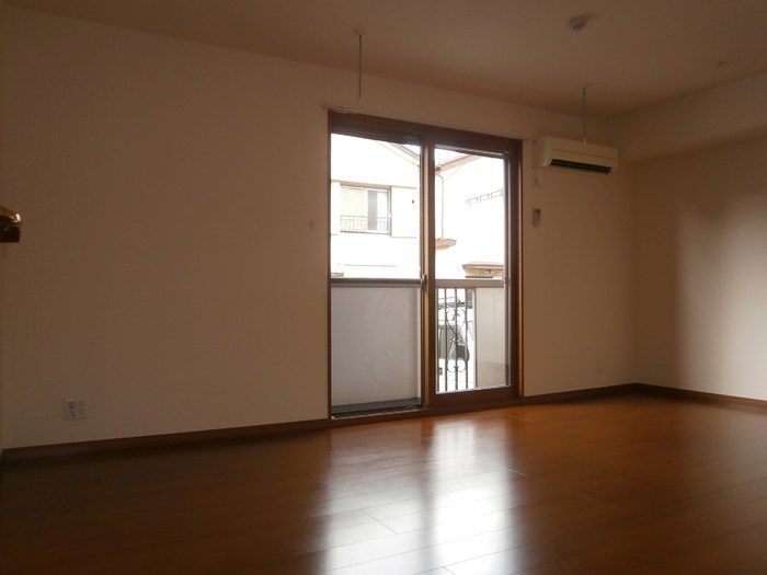 ラミアカーサお花茶屋 リビング