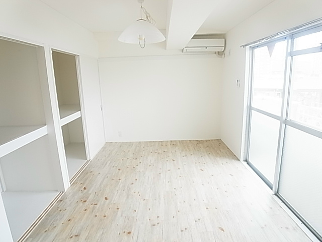 ジュネパレス新松戸第７ ベッドルーム