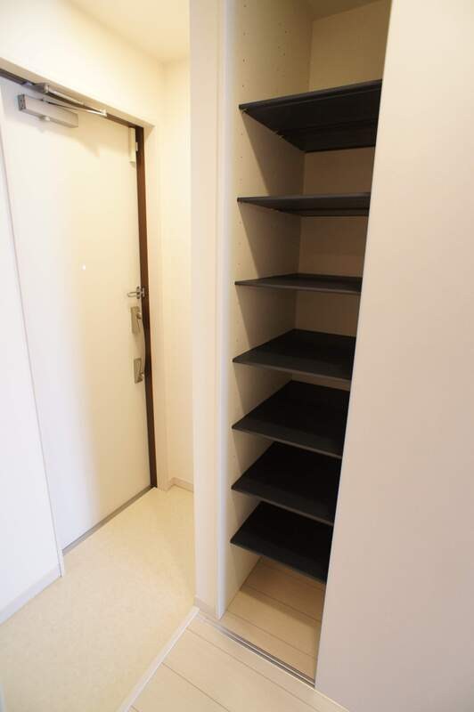 リブリ・Smile 草加 玄関