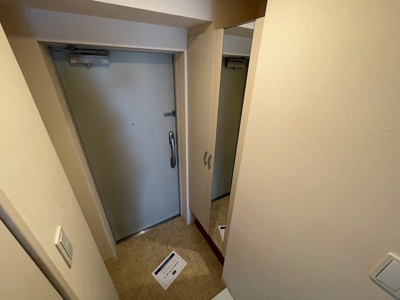 ディ・アミカル  玄関