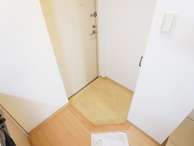 スパシエベレーザ綾瀬 玄関