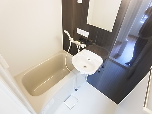 リブタス千住曙町  風呂画像