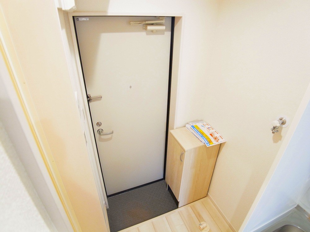 メルディア梅島2  玄関