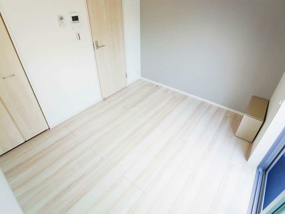 メルディア梅島2  ベッドルーム