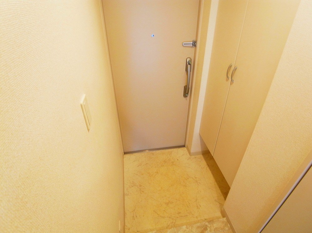 ソフィアコート扇 玄関