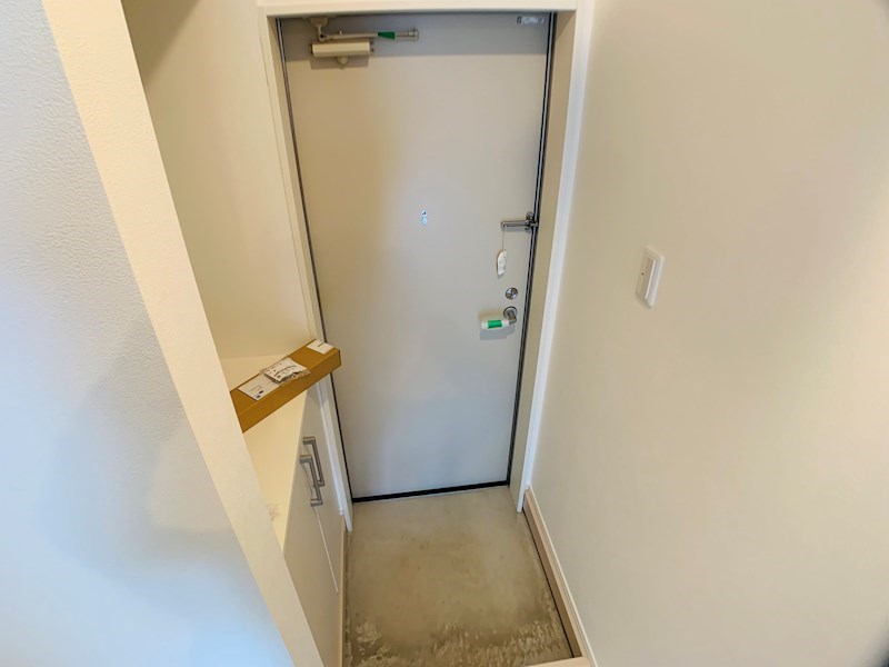 ラ・ブリーズ弐番館 玄関