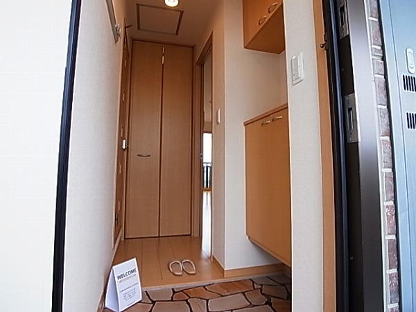 マミーパレス 玄関