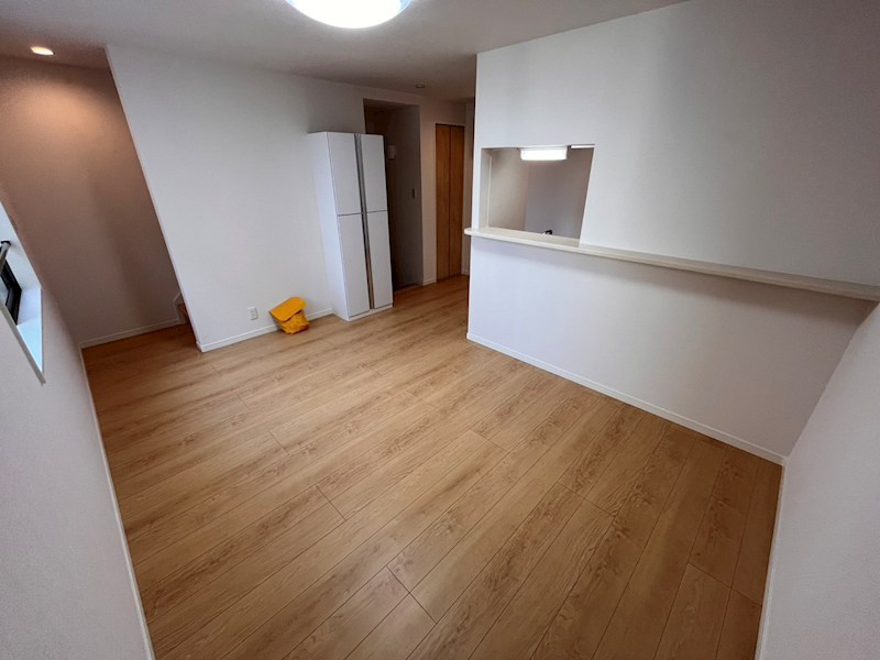 津川サンライト足立 リビング