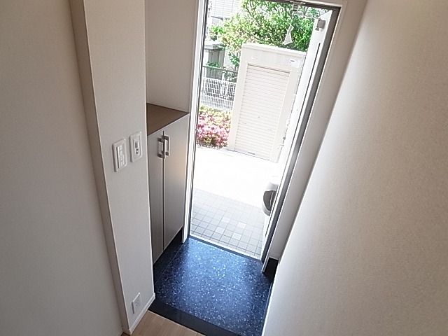 葉山レジデンスⅡ 玄関