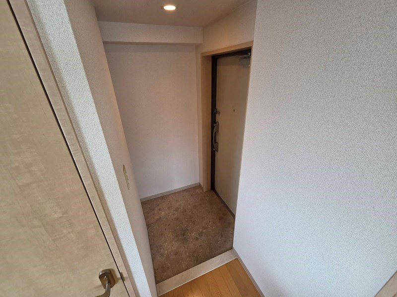 イーストヴィラ 玄関