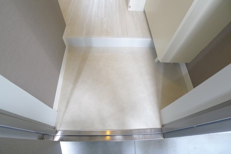 コスモ亀有V 玄関