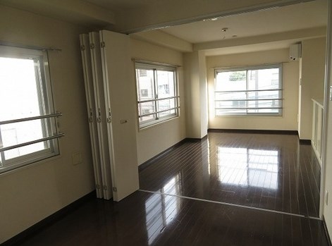 いずみマンション リビング