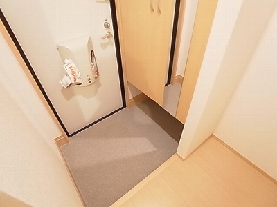 ドゥ　リアン　ファミリオ 玄関