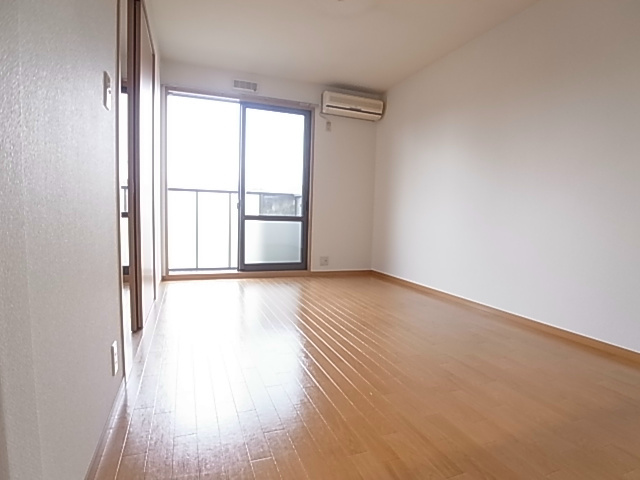 シャンス リビング