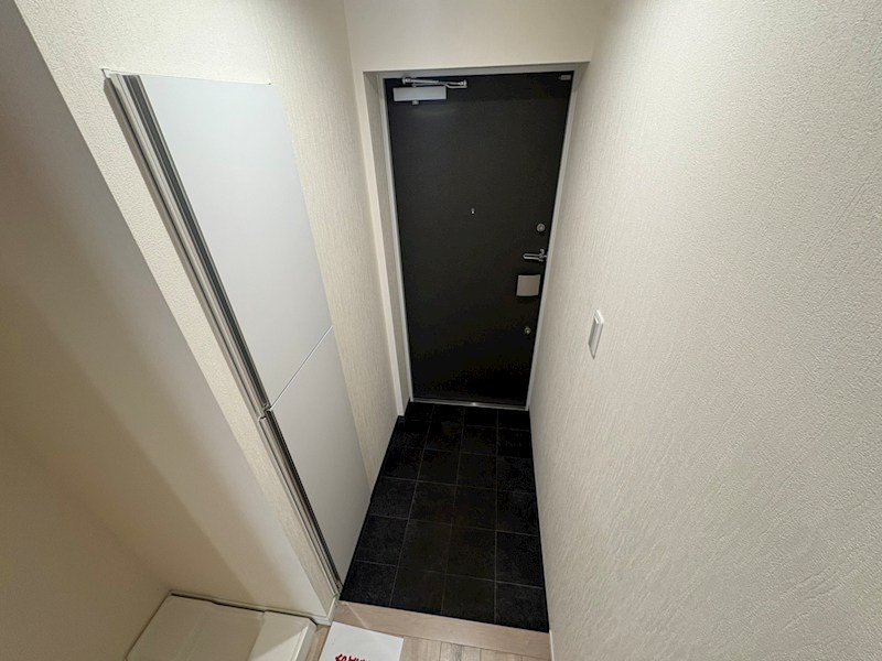 R FIELDS MATSUDO Ⅲ 玄関