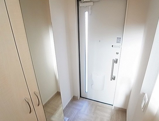 アンソレイユ 玄関